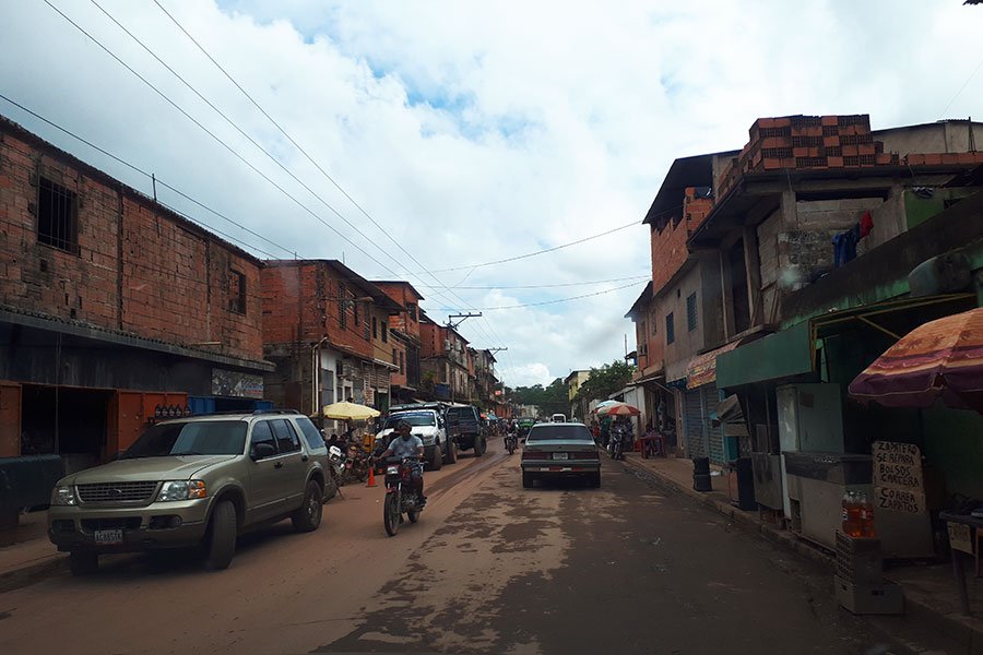 Is it safe to travel to venezuela - dangerous towns