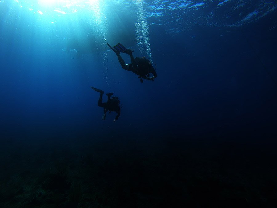 How deep can you scuba dive - Guide 2