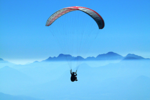 Paragliding vs. Hang Gliding - Key Differences & Which One to Choose