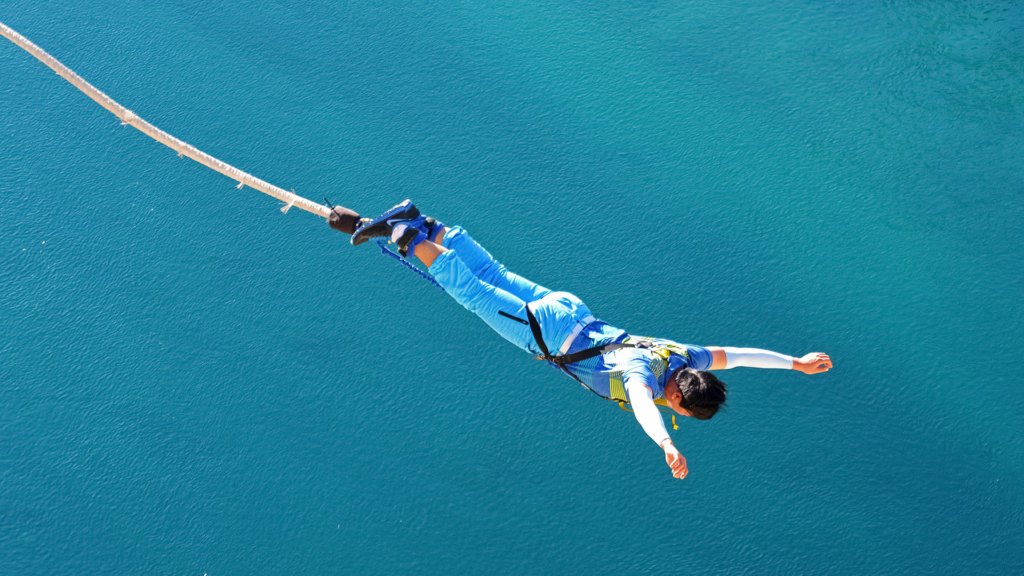 Bungee Jumping