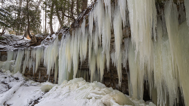 MI Eben Ice Caves