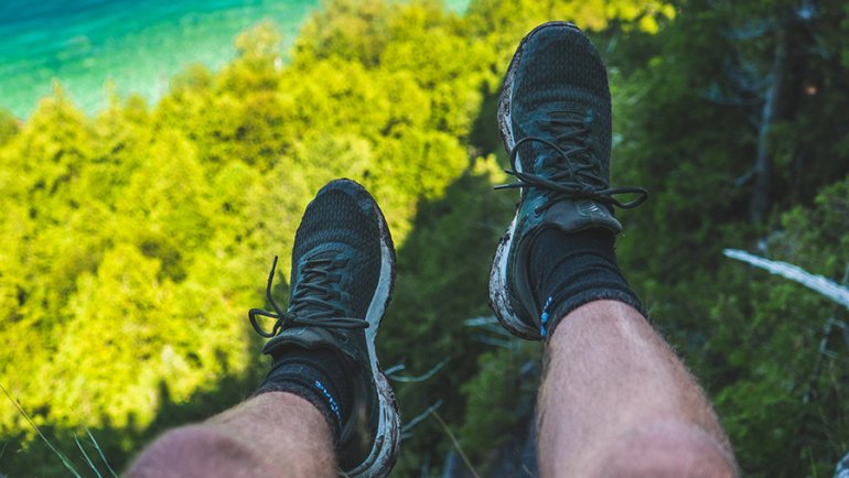 Running shoes for hiking - thumb