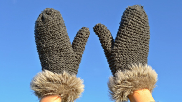 Are mittens warmer than gloves