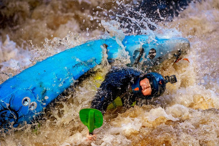 Do kayaks flip easily - thumb