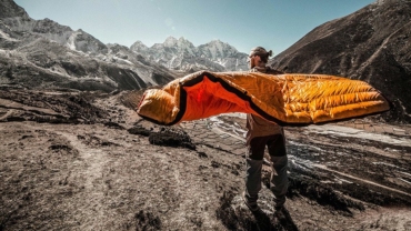 How much does a sleeping bag weigh - header