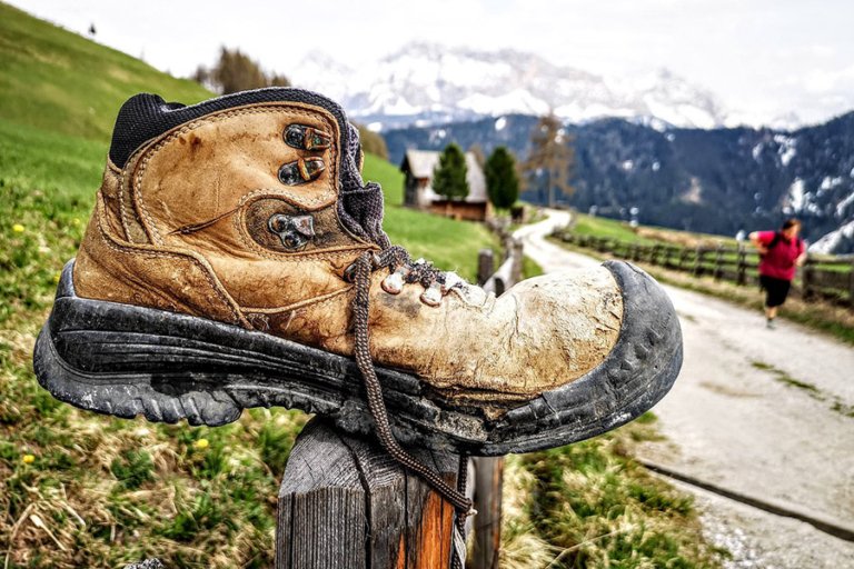 Time to replace hiking shoes
