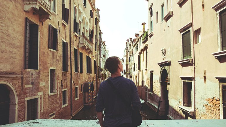 Solo traveler in Italy