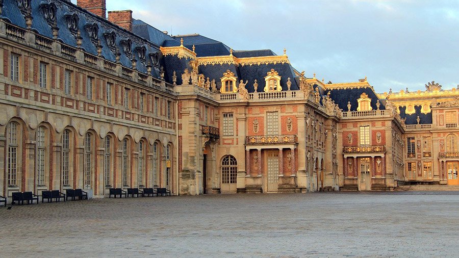 Versailles