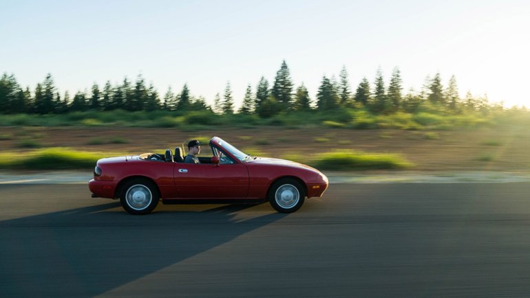 Moving your car - Hero