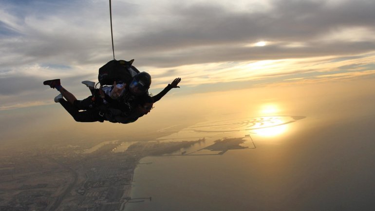 Skydiving in Dubai