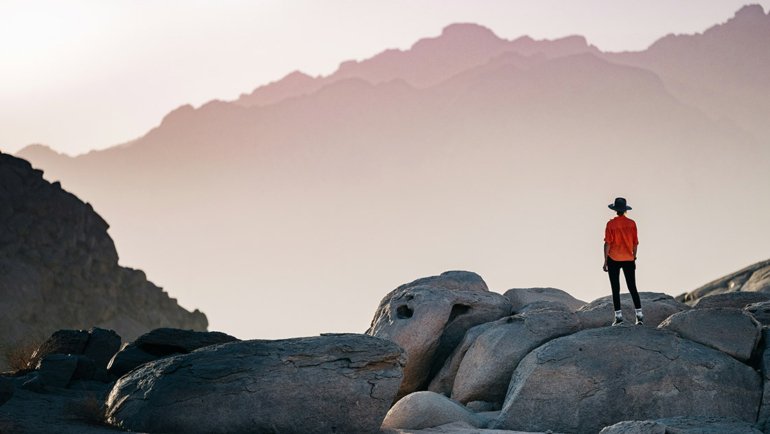 Traveler in the mountains