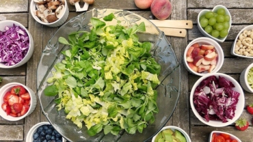 lazy camping food - salad