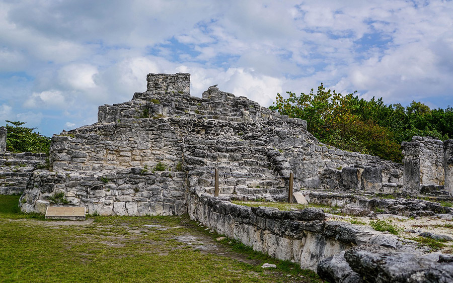 Cancun maya ruins