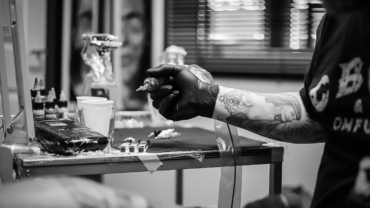 Tatoo artist