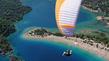 How safe is paragliding