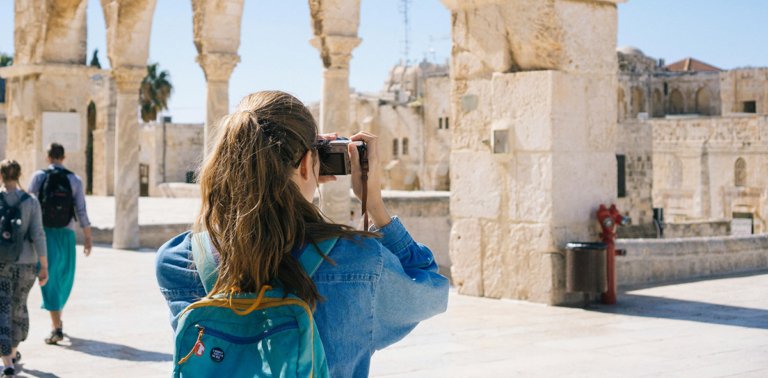 How Travelers Stay Financially Grounded with Shifting Costs