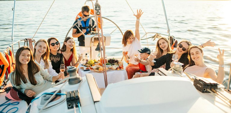 7 Simple Ways to Combine Travel and Celebration