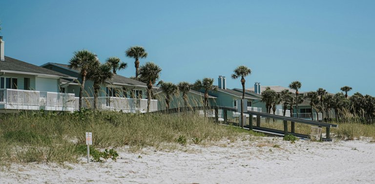 Insider Tips for Booking Private Beach Rentals in Peak Season