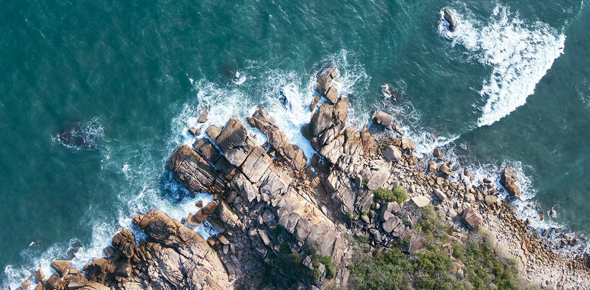 Exploring the Thrill of Coasteering: A Beginner’s Guide