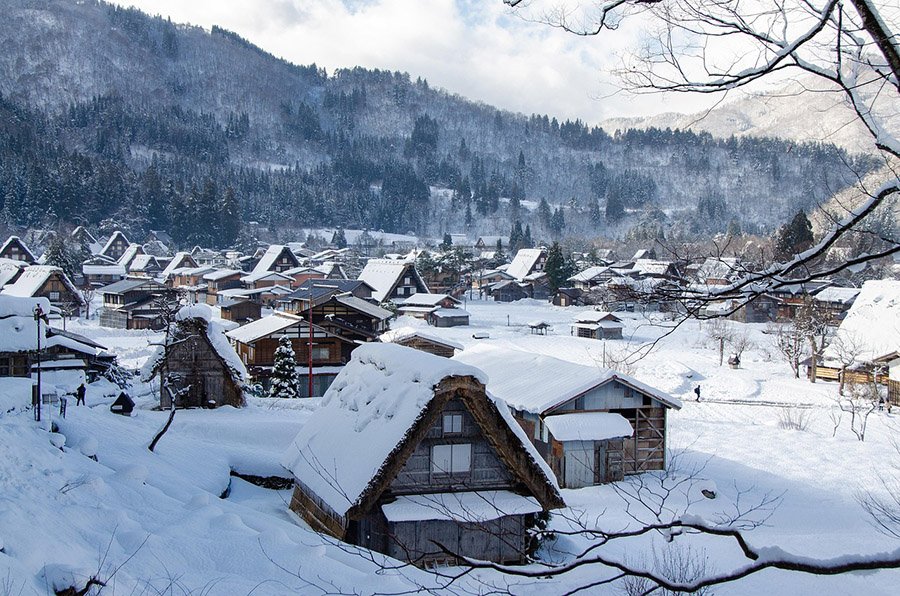 Snow on the traditional village of Shirakawa-go, Japan